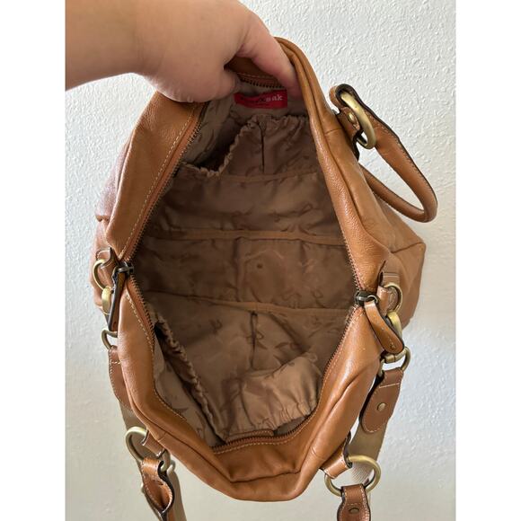 Storksak Elizabeth Leather Diaper Bag Brown - Picture 8 of 8